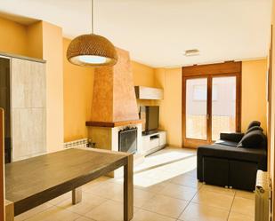 Living room of Flat for sale in La Pobla de Lillet  with Heating, Furnished and Oven