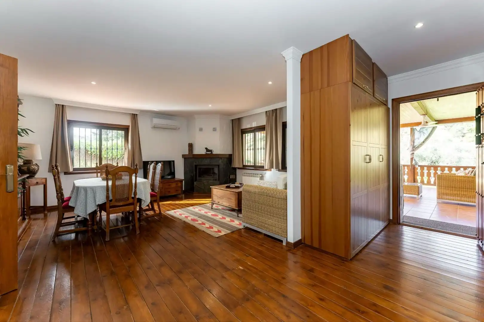 Sala de estar de Finca rústica en venta en Monda con Trastero y Piscina
