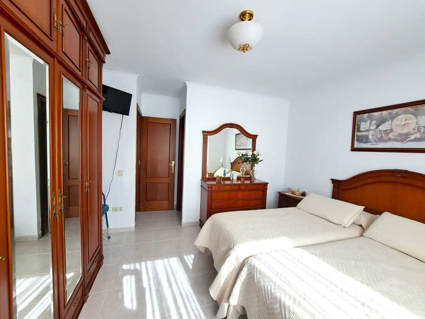 Schlafzimmer von Wohnung zum Verkauf in Mataró mit Klimaanlage, Heizung und Ofen