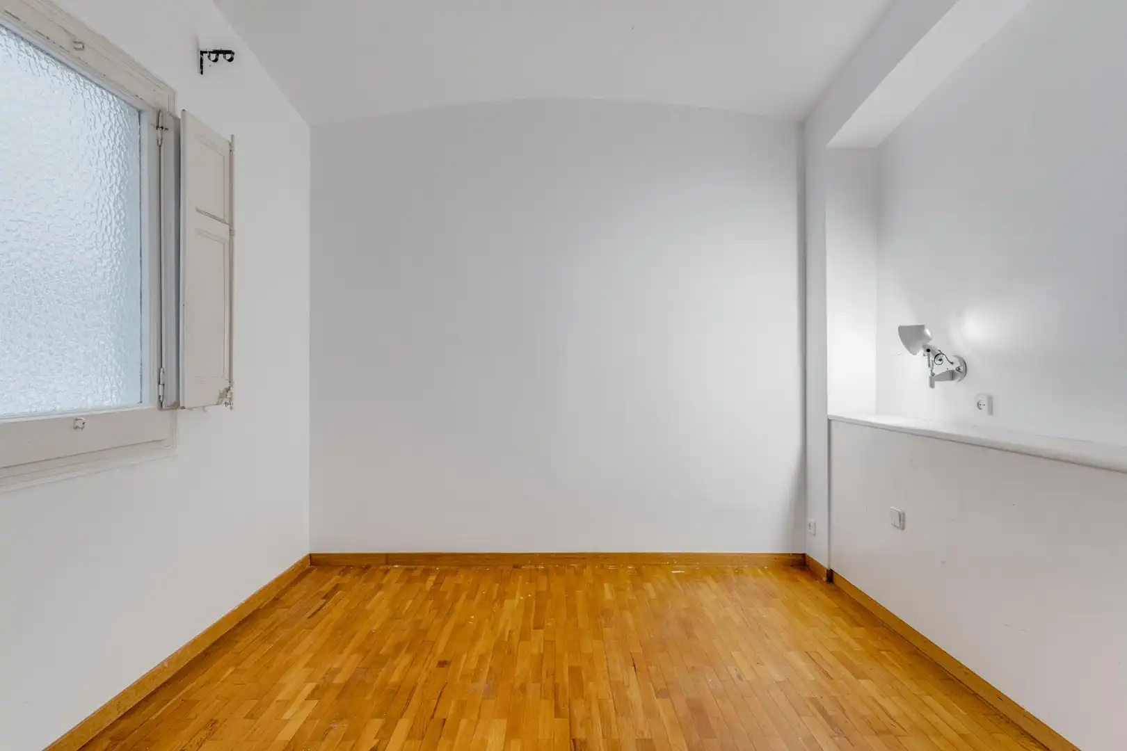 Piso en venta en Barcelona con Calefacción, Parquet y Trastero