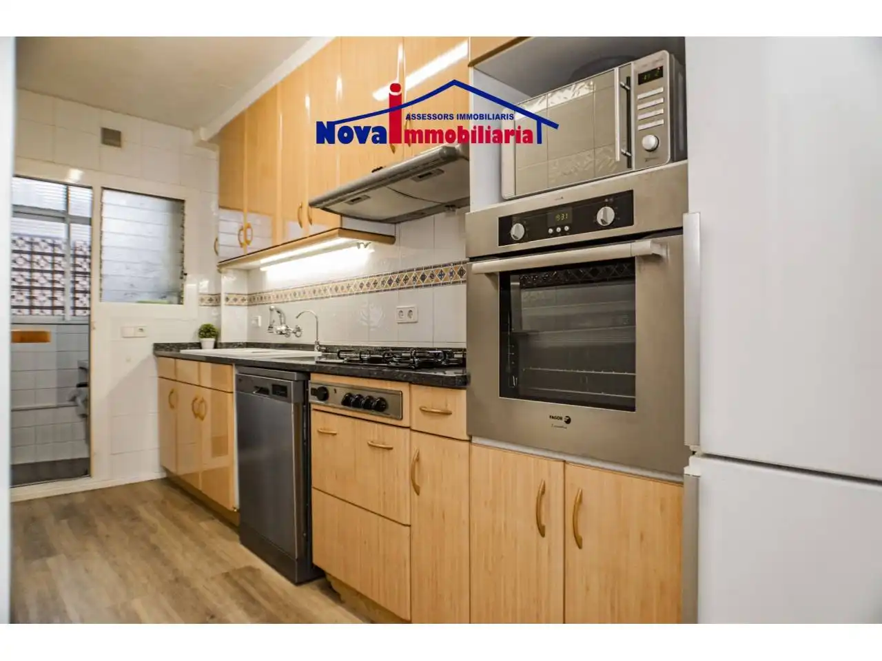 Cocina de Piso en venta en Sant Boi de Llobregat con Aire acondicionado, Calefacción y Parquet
