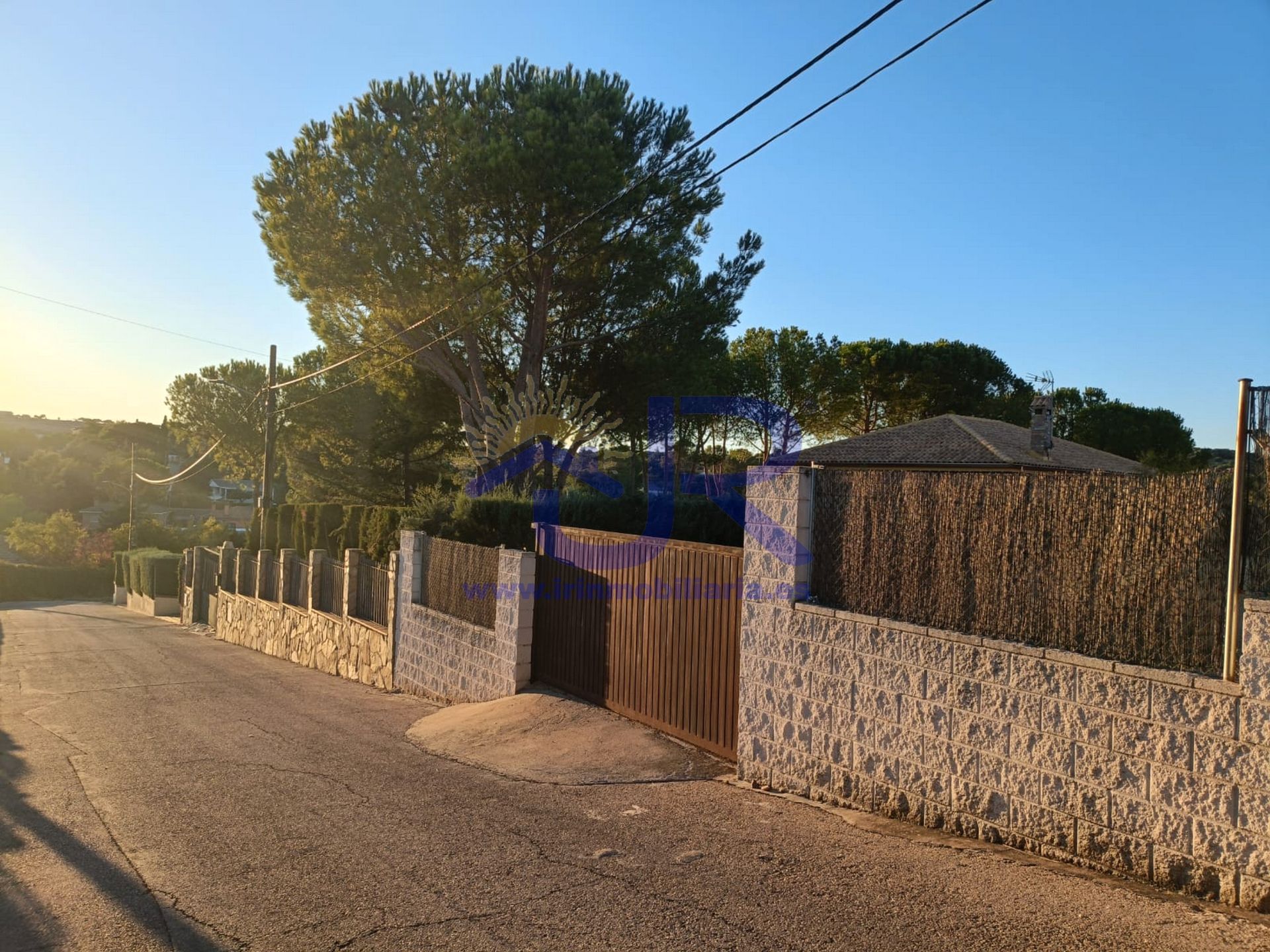 Vista exterior de Residencial en venda en Ribatejada