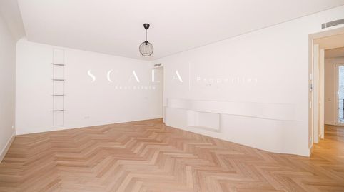 Foto 5 von Wohnung zum Verkauf in Juan de Mena, Jerónimos, Madrid Capital