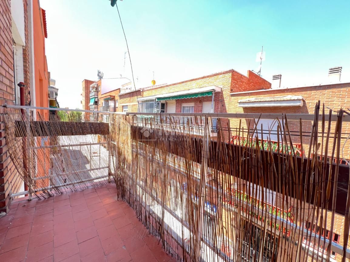 Vista exterior de Piso en venta en  Madrid Capital con Aire acondicionado y Terraza