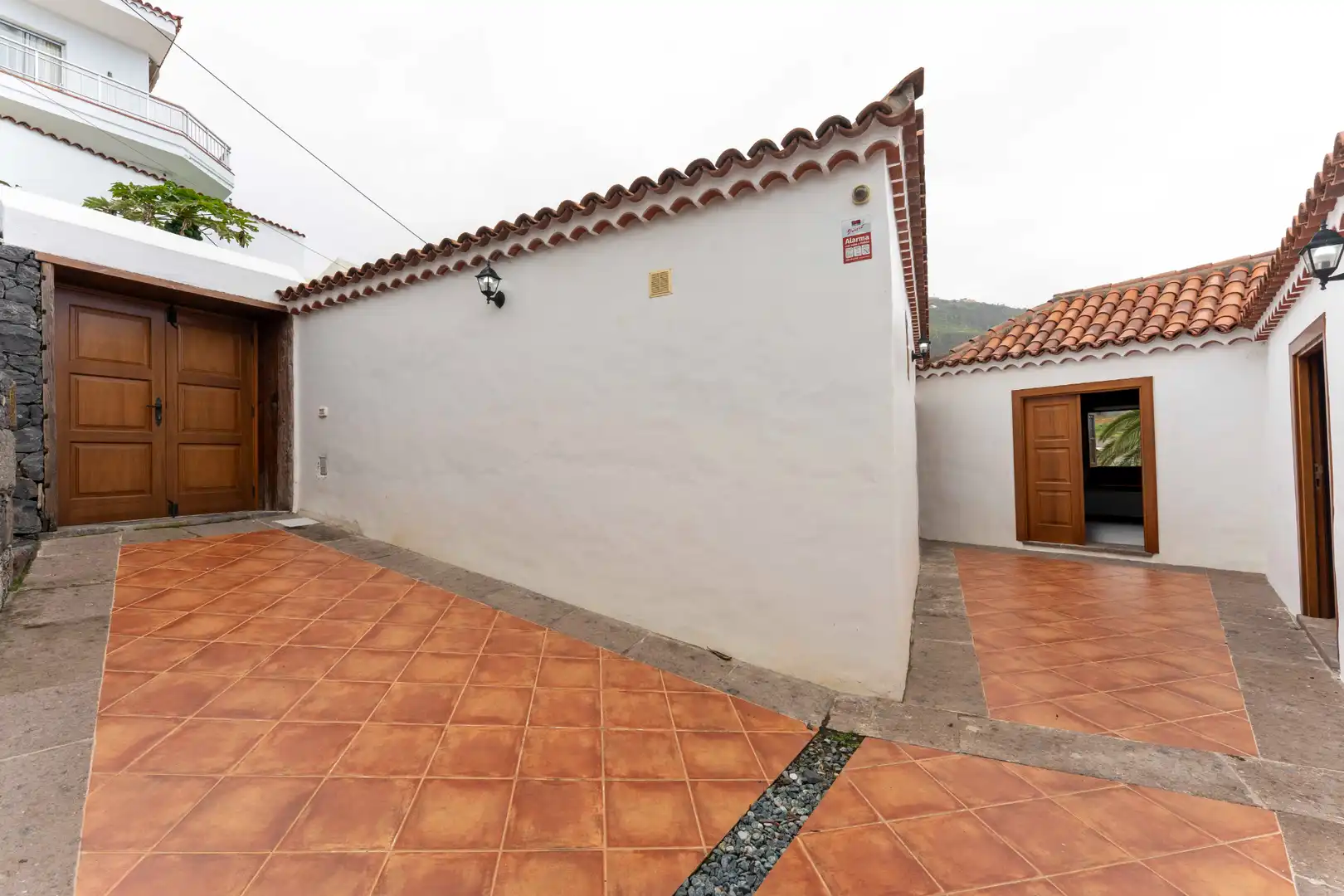 Vista exterior de Finca rústica en venda en Los Realejos amb Parquet, Terrassa i Balcó