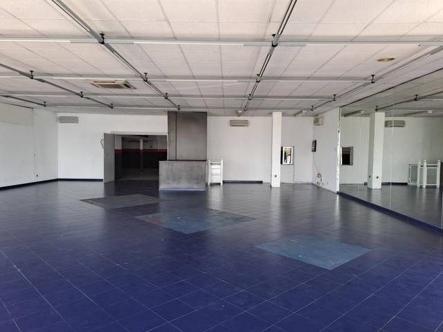 Nave industrial en Venta en Laguna Park