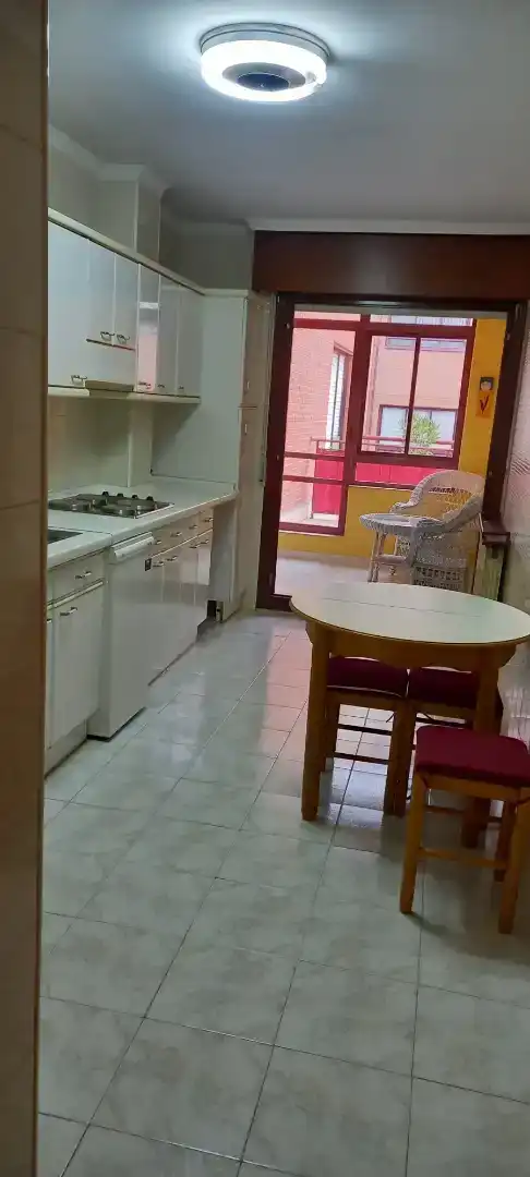 Küche von Wohnung zur Miete in Medina de Pomar mit Parkett, Möbliert und Waschmaschine