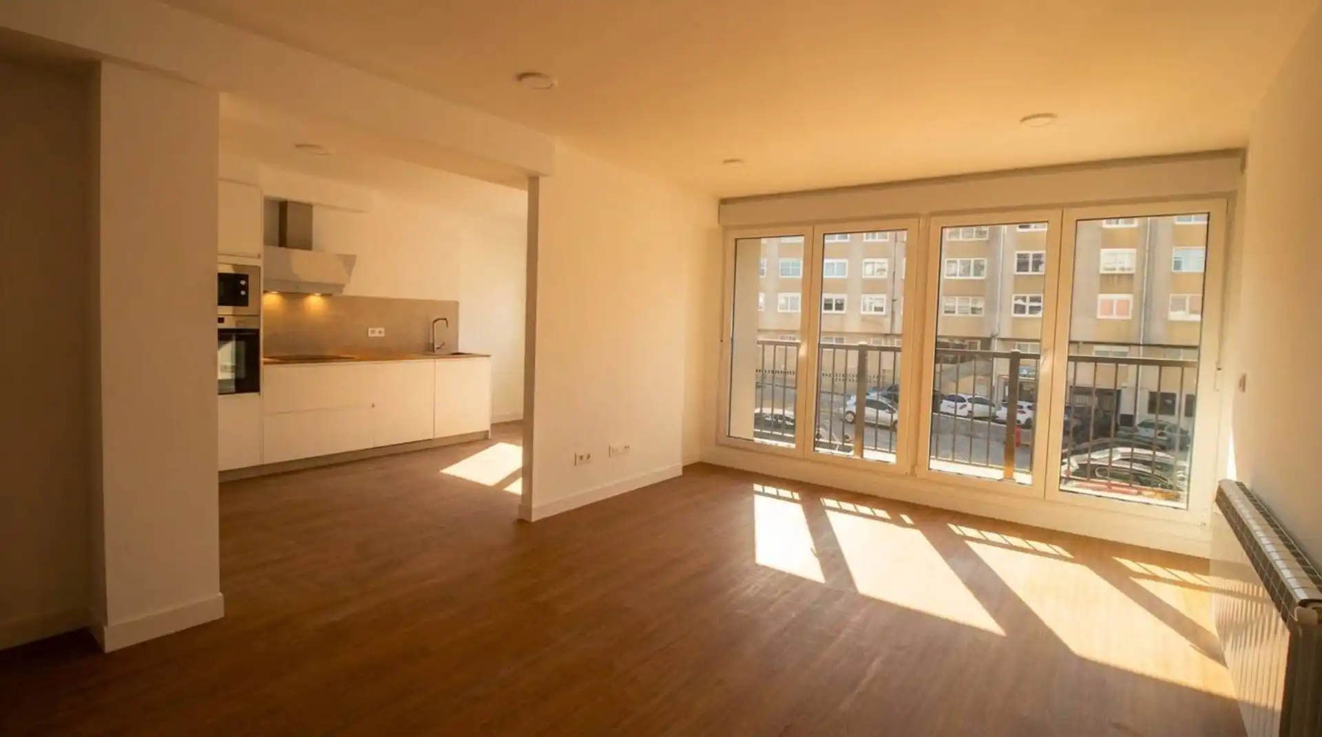 Habitación de Piso en venta en Oleiros con Calefacción, Parquet y Terraza