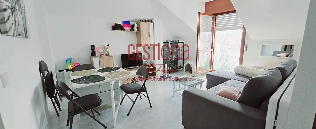 Sala de estar de Ático en venta en Noja con Terraza, Balcón y Piscina comunitaria