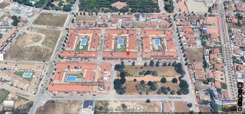 Casa adosada en venda a Calle Mar del Norte, 77, Jardines de Alhaurín - Huerta Alta - Fuensanguínea