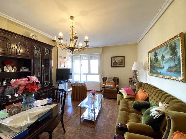 Piso en Venta en SANTIAGO,AVENIDA DE en Santiago - Arana