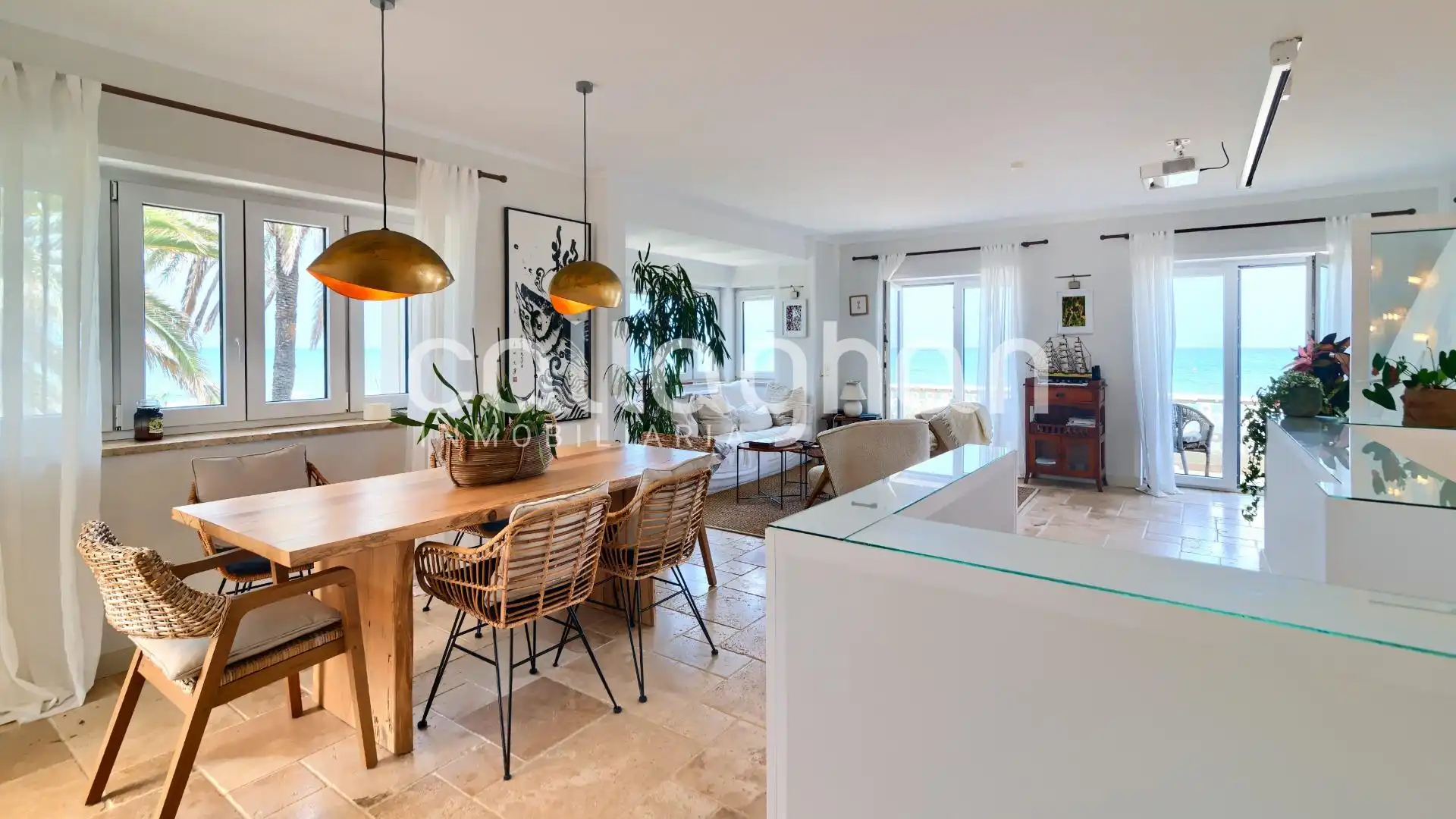 Menjador de Casa o xalet de lloguer en Dénia amb Aire condicionat, Calefacció i Jardí privat