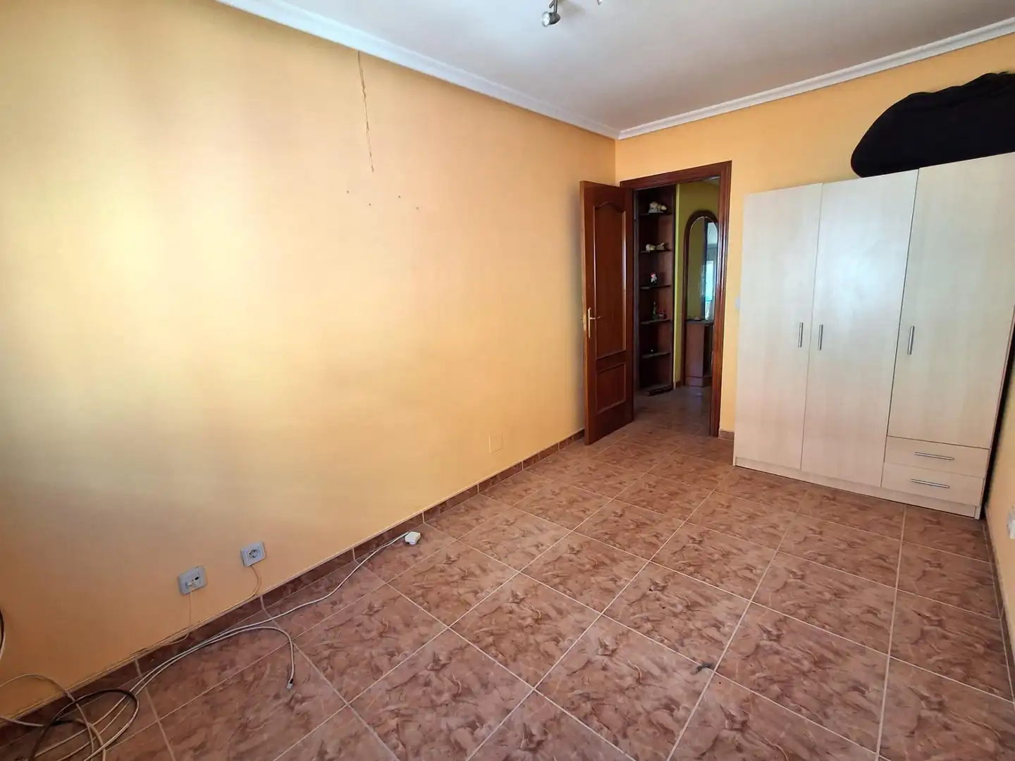 Piso en venta en Tudela de Duero con Calefacción, Trastero y Balcón