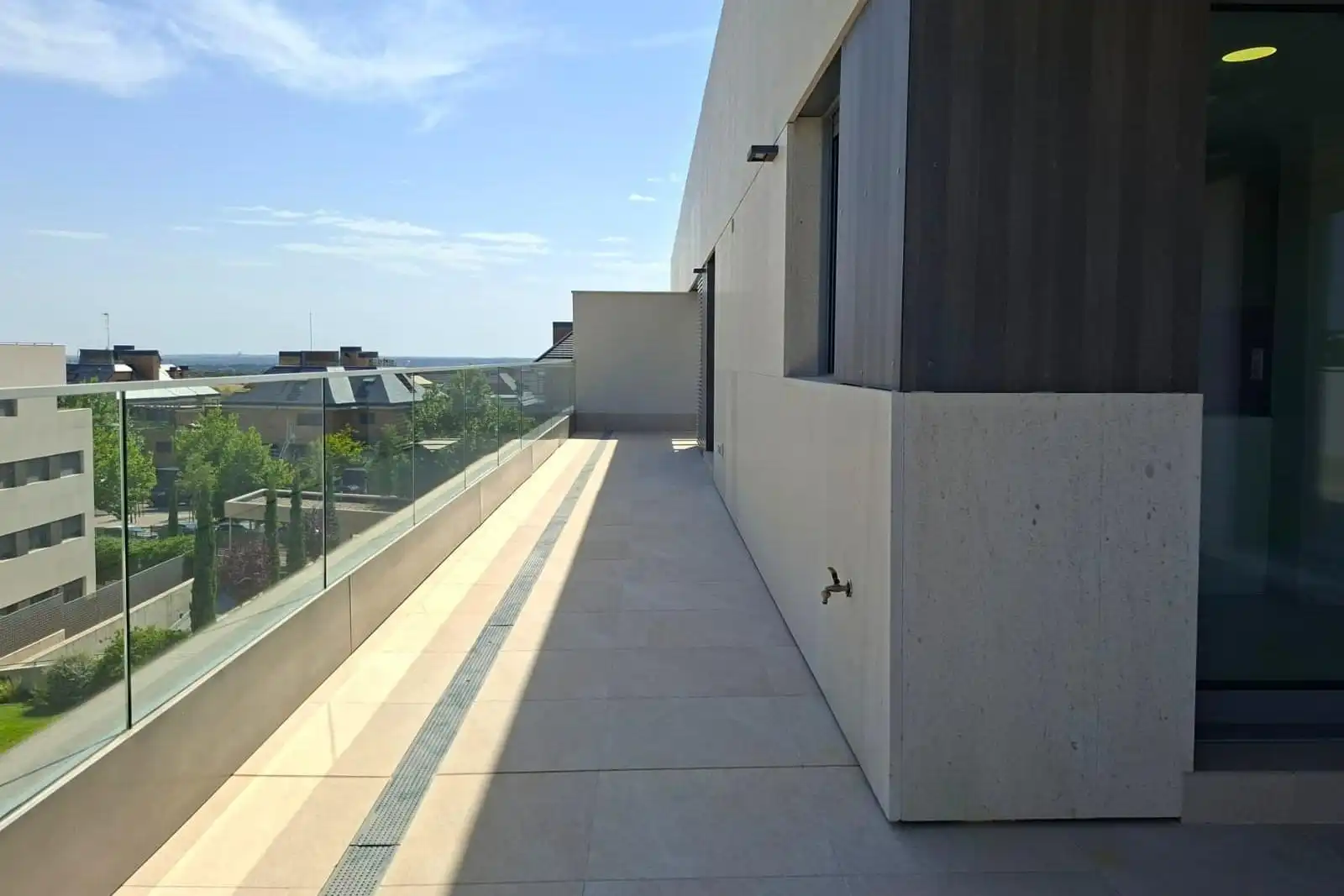 Terrace of Attic for rent in Boadilla del Monte  with Terrace, Storage room and Community pool