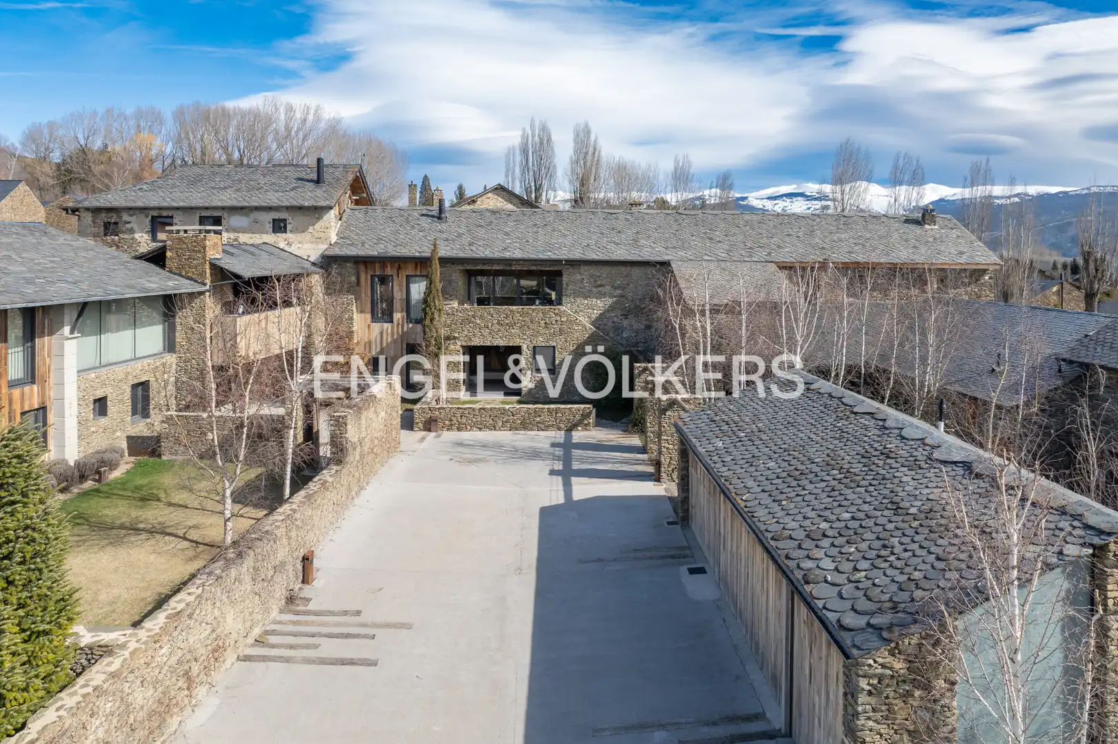 Vista exterior de Casa o chalet en venta en Bolvir con Calefacción, Jardín privado y Parquet