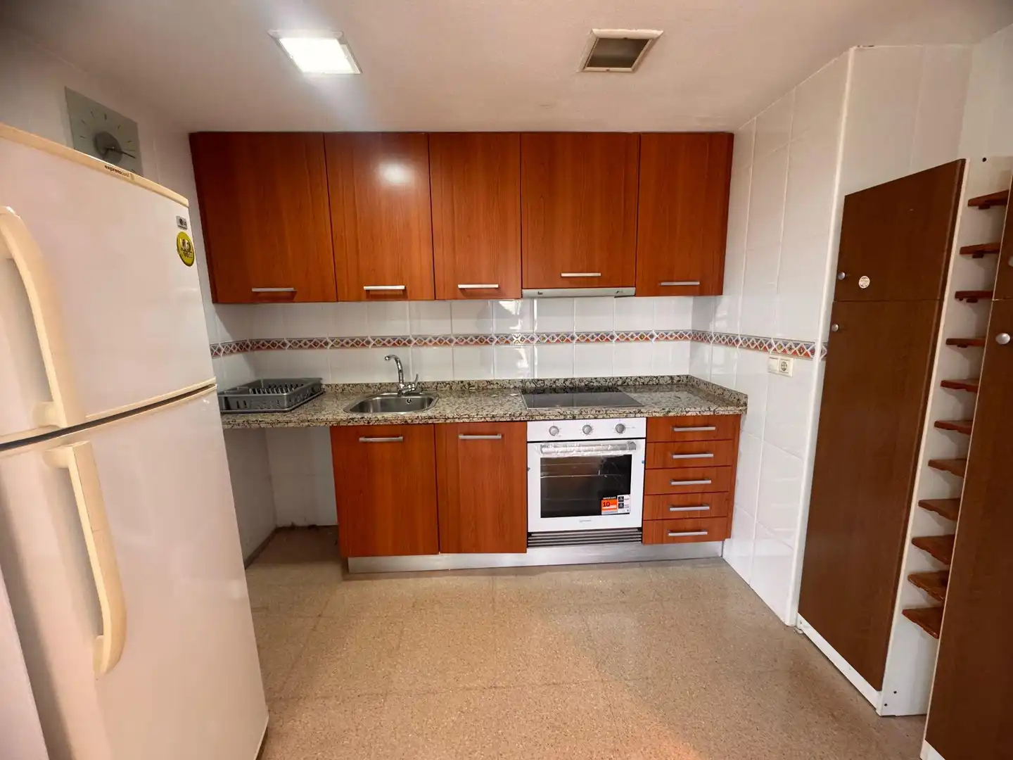 Cocina de Piso de alquiler en Florida - Ciudad de Asís