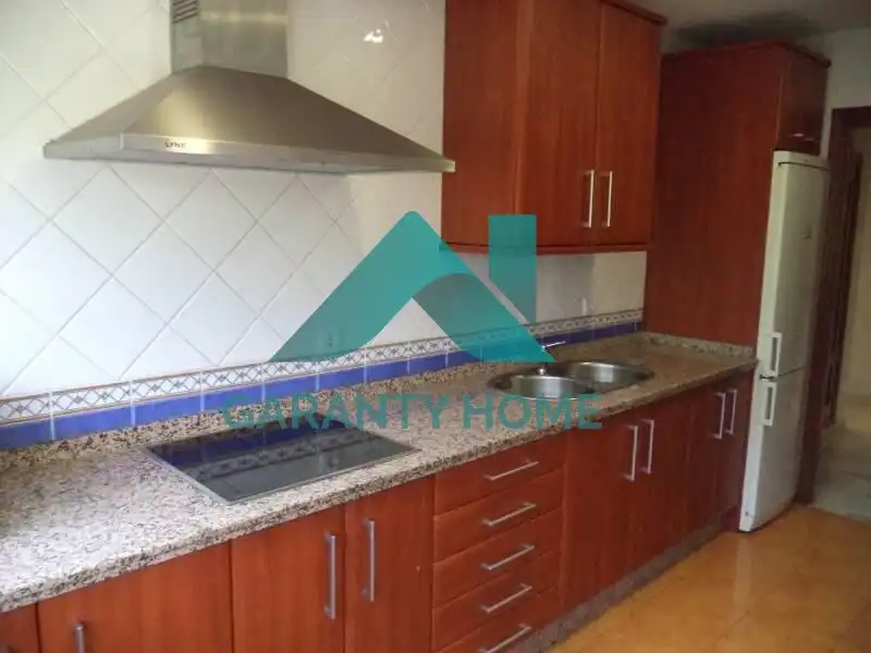 Cocina de Apartamento de alquiler en Cáceres con Aire acondicionado, Calefacción y Terraza