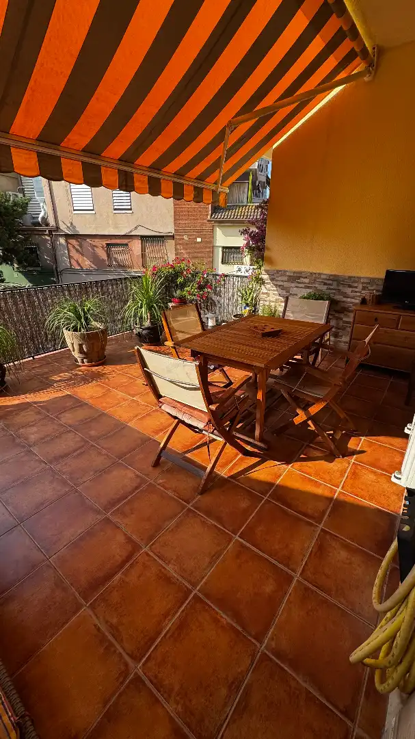 Terrasse von Wohnung zum Verkauf in Roda de Berà mit Klimaanlage, Heizung und Parkett