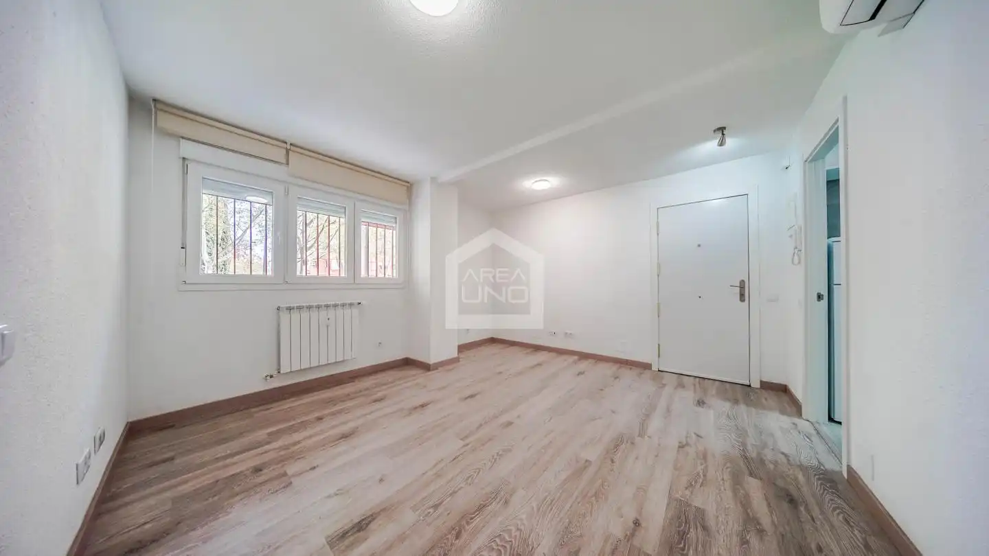 Sala de estar de Planta baja en venta en Alcorcón con Aire acondicionado y Calefacción