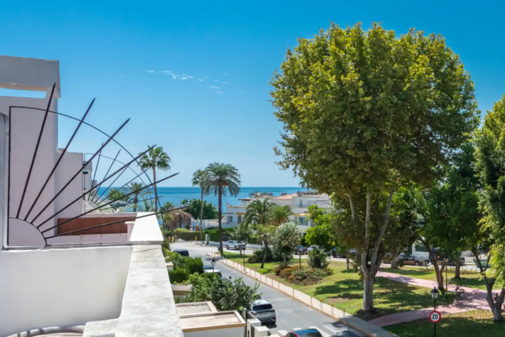 Casa a schiera con terrazza in vendita a Milla de Oro, imagen 7