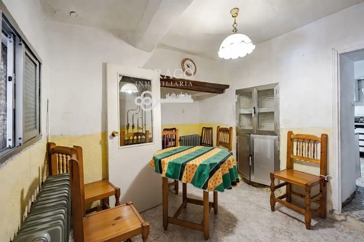 Cocina de Finca rústica en venta en Irueste