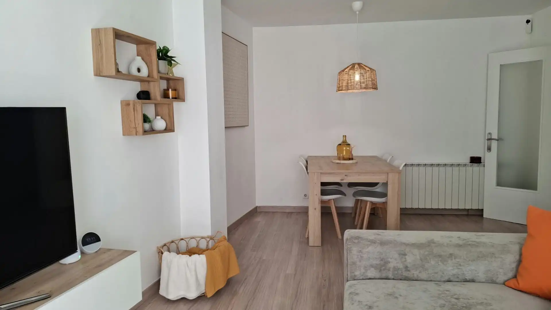 Living room of Flat for sale in Vallirana  with Air Conditioner, Heating and Terrace