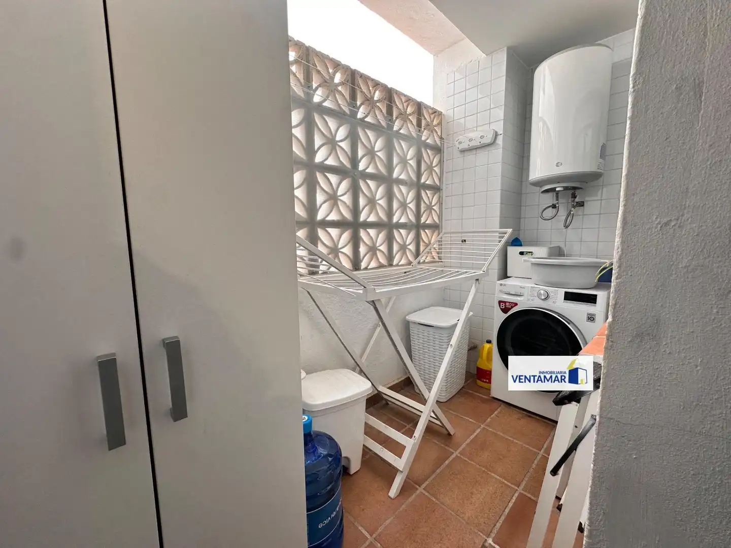 Schlafzimmer von Erdgeschoss zum Verkauf in La Alcaidesa mit Klimaanlage, Heizung und Privatgarten