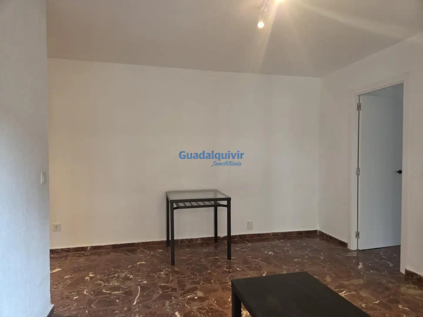 Flat for rent in Sevilla  with Air Conditioner and Terrace