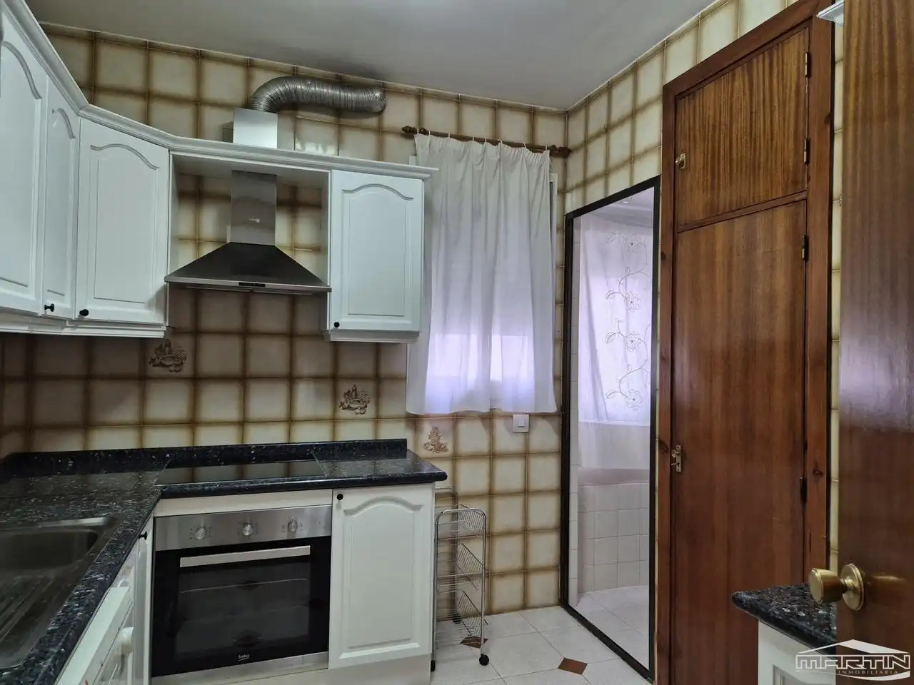 Kitchen of Flat for rent in Lucena  with Air Conditioner, Terrace and Storage room