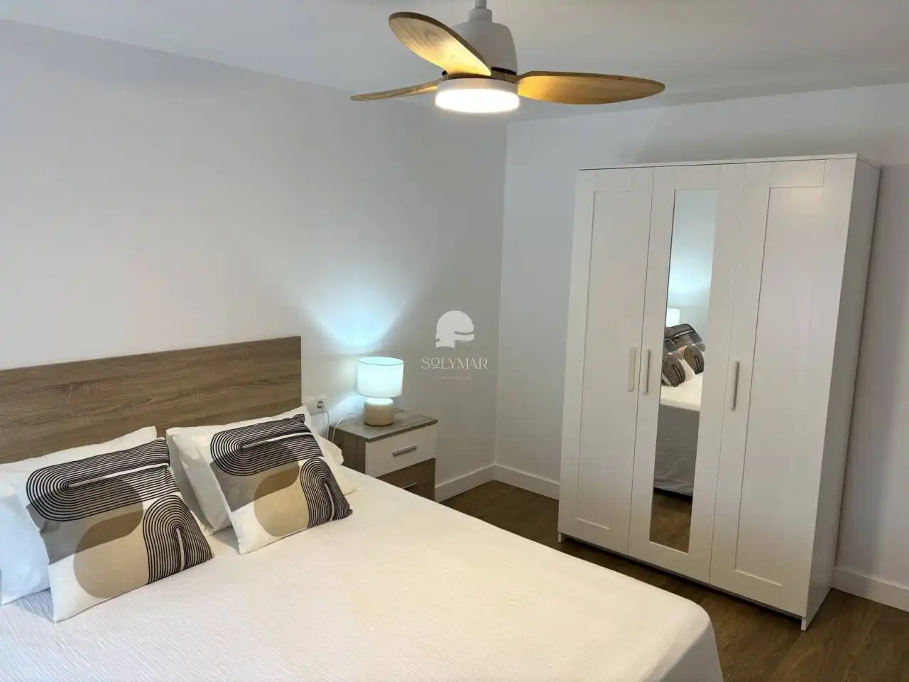 Schlafzimmer von Haus oder Chalet zur Miete in Canillas de Aceituno mit Klimaanlage, Privatgarten und Terrasse