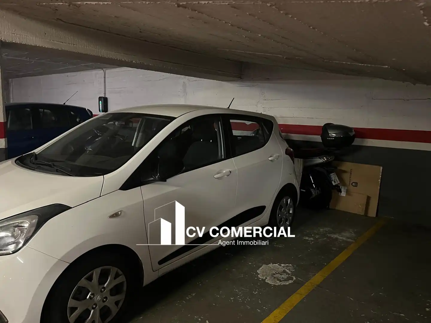 Einzelparkplatz mit Aufzug zur Miete in Carrer del Doctor Ferran, imagen 2