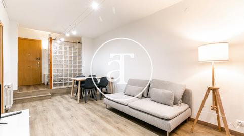 Foto 2 de Pis de lloguer a Travessera de Gràcia, 374, El Baix Guinardó, Barcelona