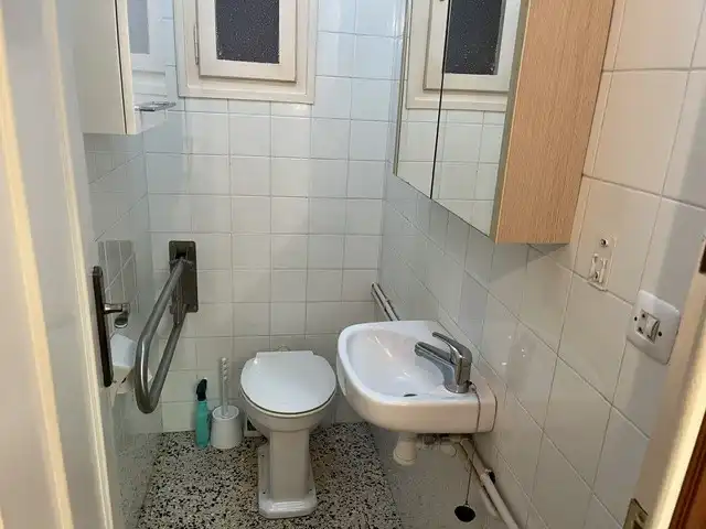Bathroom of Flat for sale in Tarragona  with Air Conditioner, Heating and Furnished