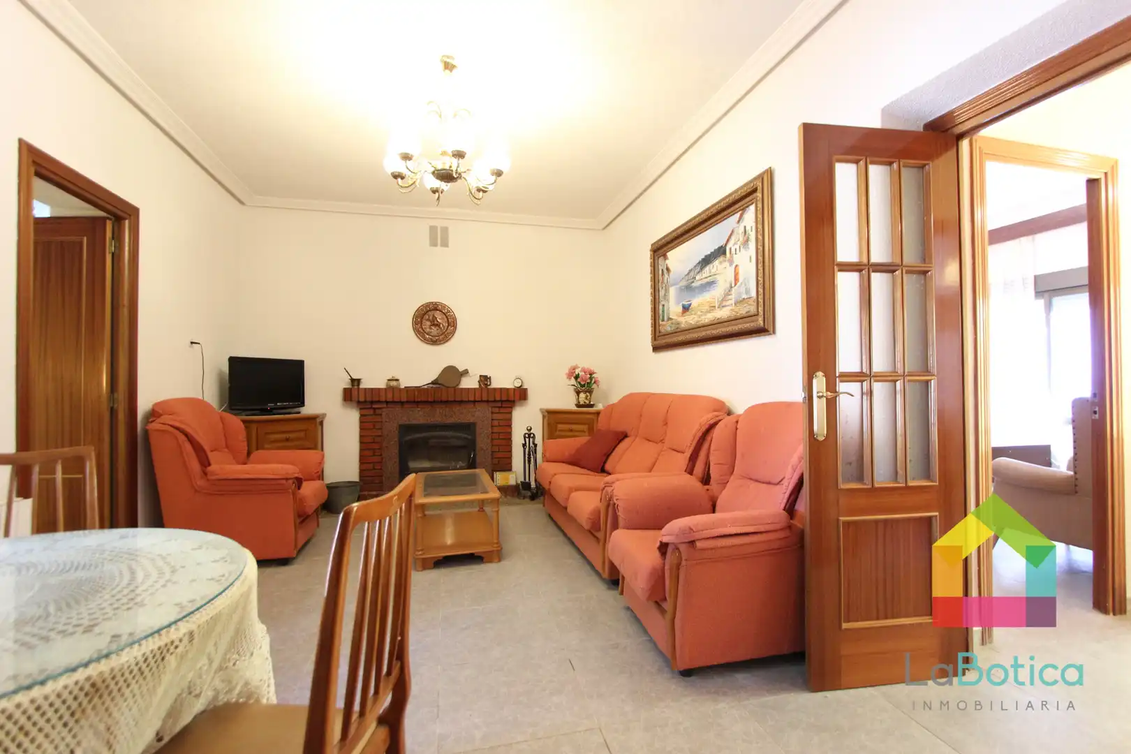 Living room of Detached homes for sale in San Martín de Montalbán  with Air Conditioner, Heating and Furnished