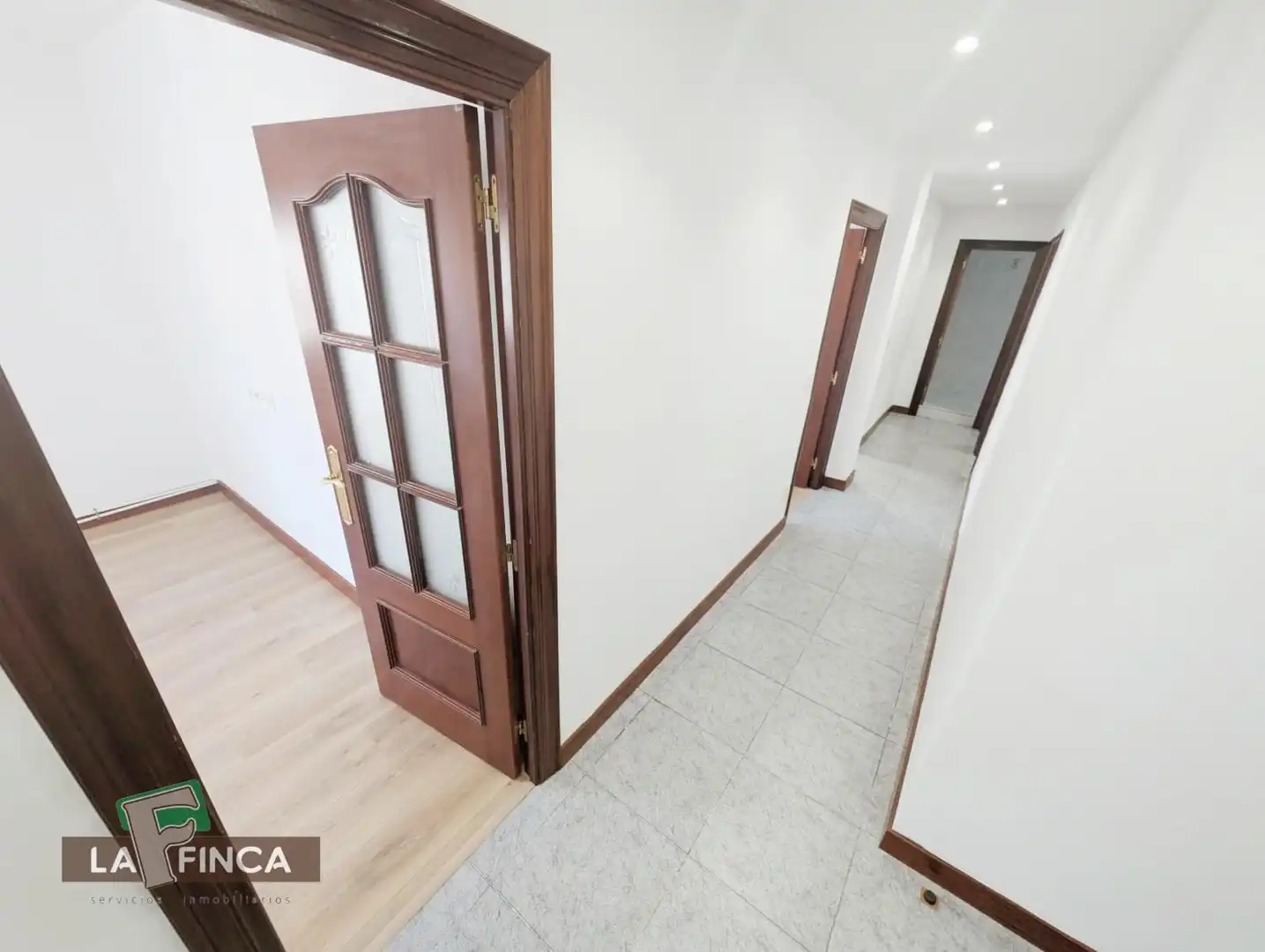 Flat for rent in Oviedo   with Heating