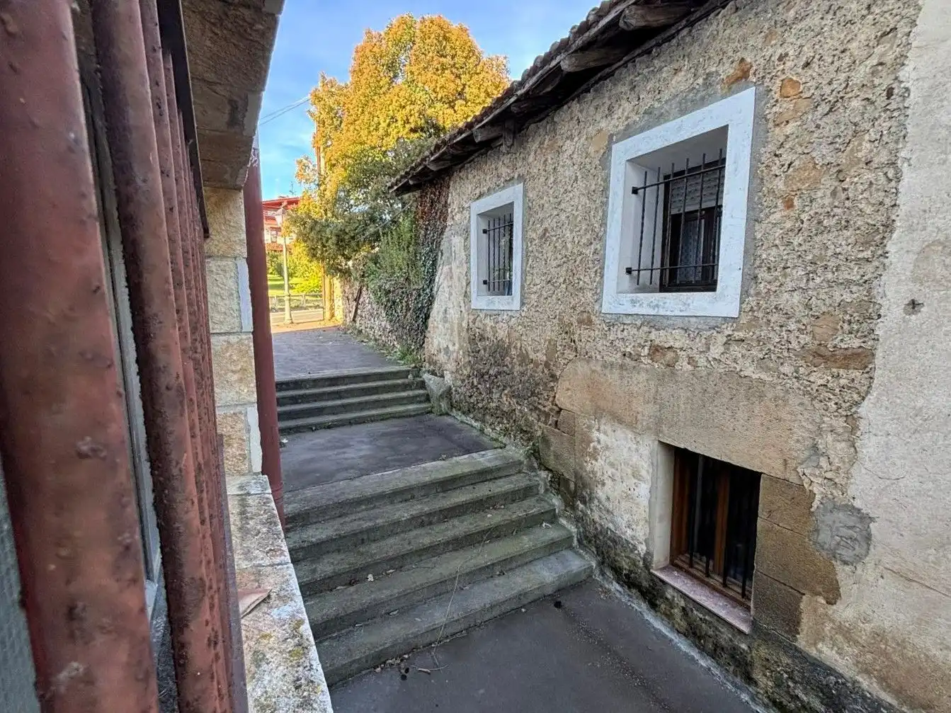 Exterior view of Commercial properties for sale in Larrabetzu