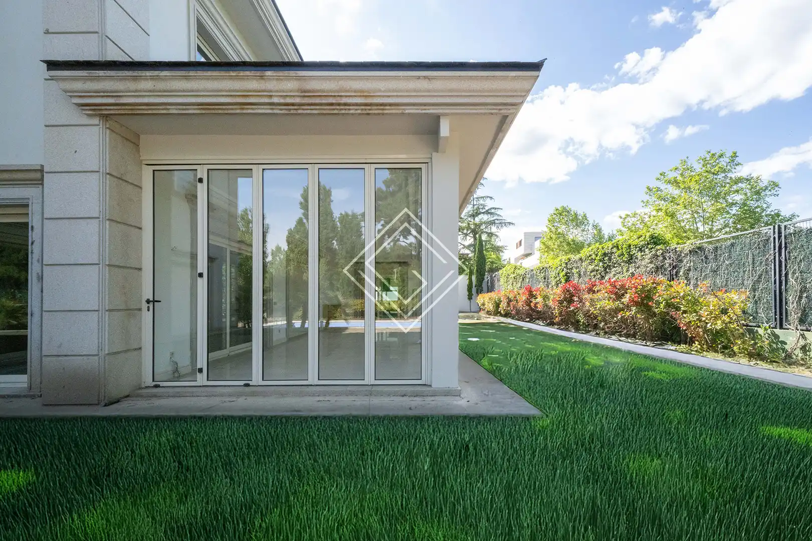 Jardín de Casa o chalet en venta en Madrid con Aire acondicionado, Calefacción y Jardín privado