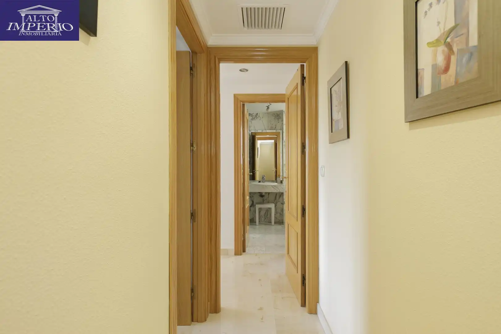 Apartment with pool for sale in 54 Calle Ramón y Cajal #escalera  p3  / 4B, imagen 16