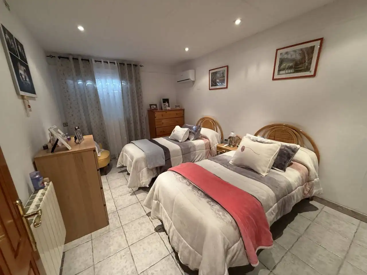 Bedroom of Houses for sale in Lliçà de Vall  with Air Conditioner, Heating and Private garden