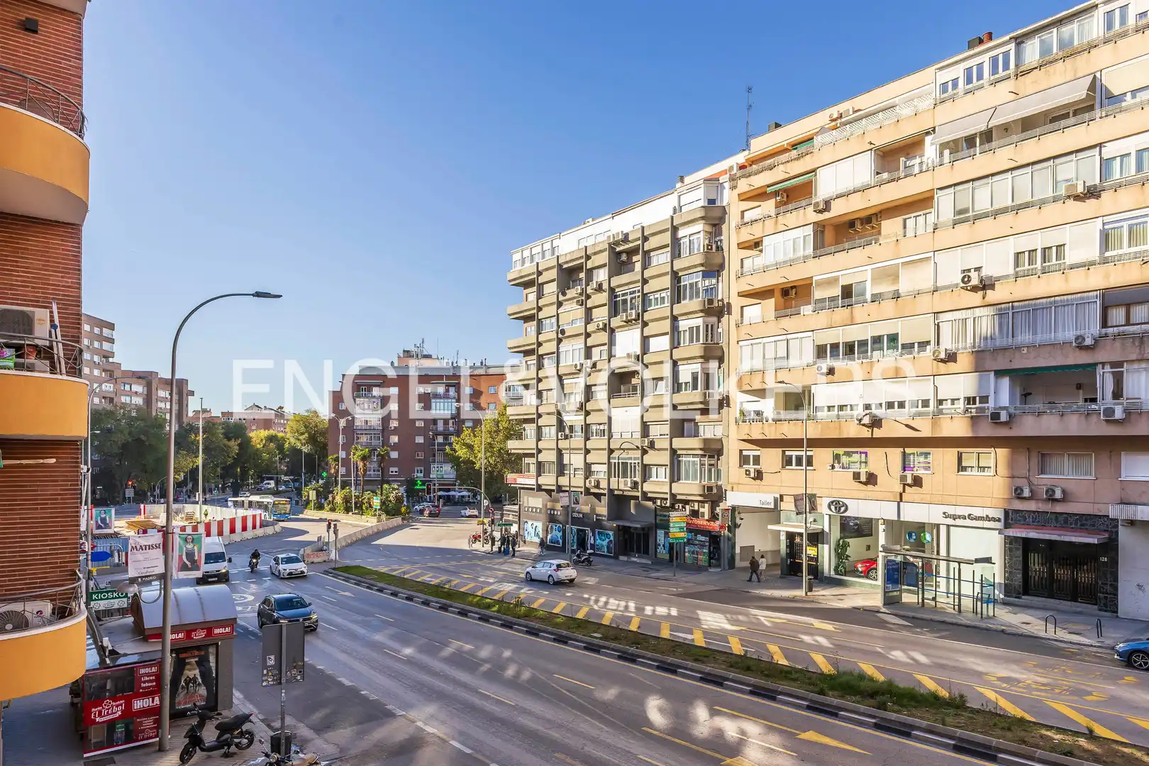Vista exterior de Piso en venta en Madrid con Aire acondicionado y Calefacción