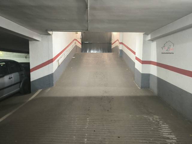 Garaje en Venta en PADRE CAMARA en Garrido Sur