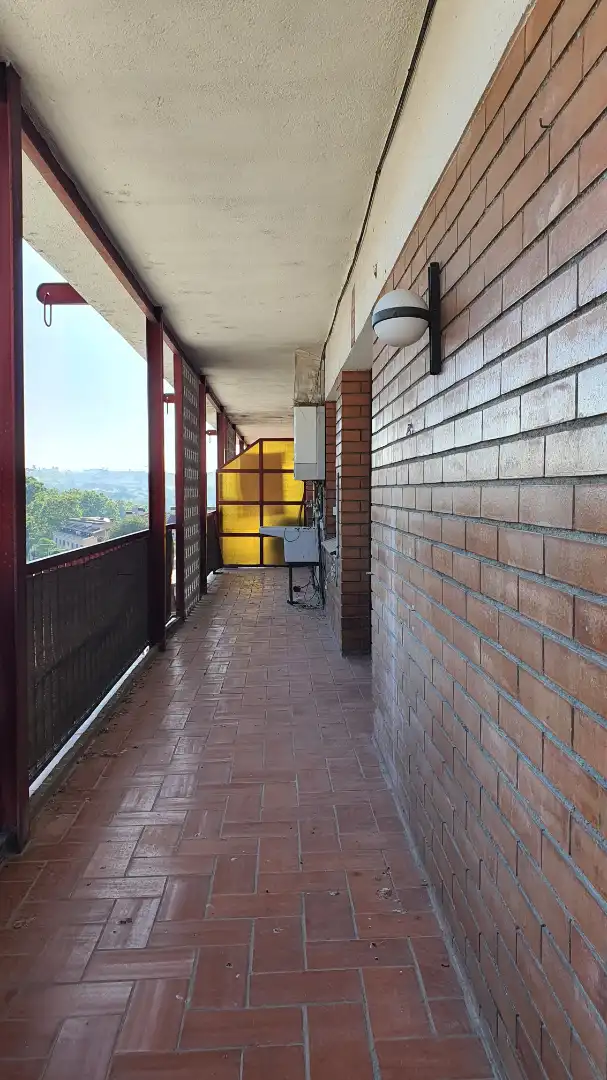 Terraza de Piso en venta en Santa Eulàlia de Ronçana con Balcón y Alarma