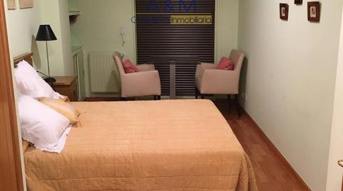 Foto 3 de Pis en venda a Ronda de Outeiro, Los Rosales, A Coruña