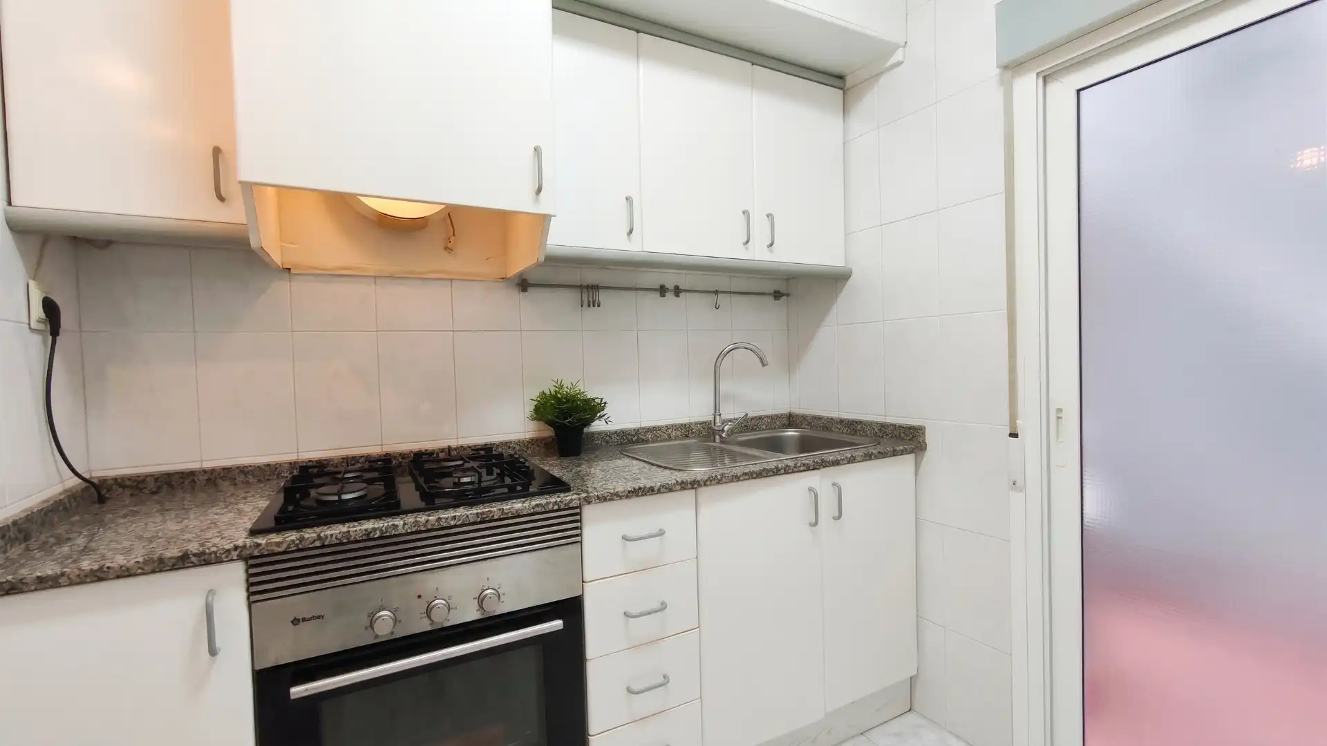 Cocina de Piso en venta en Murcia con Aire acondicionado