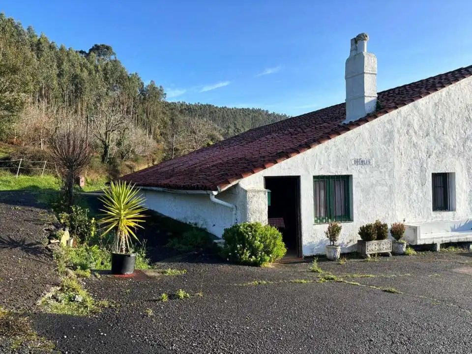 Außenansicht von Country house zum Verkauf in Gorliz mit Abstellraum