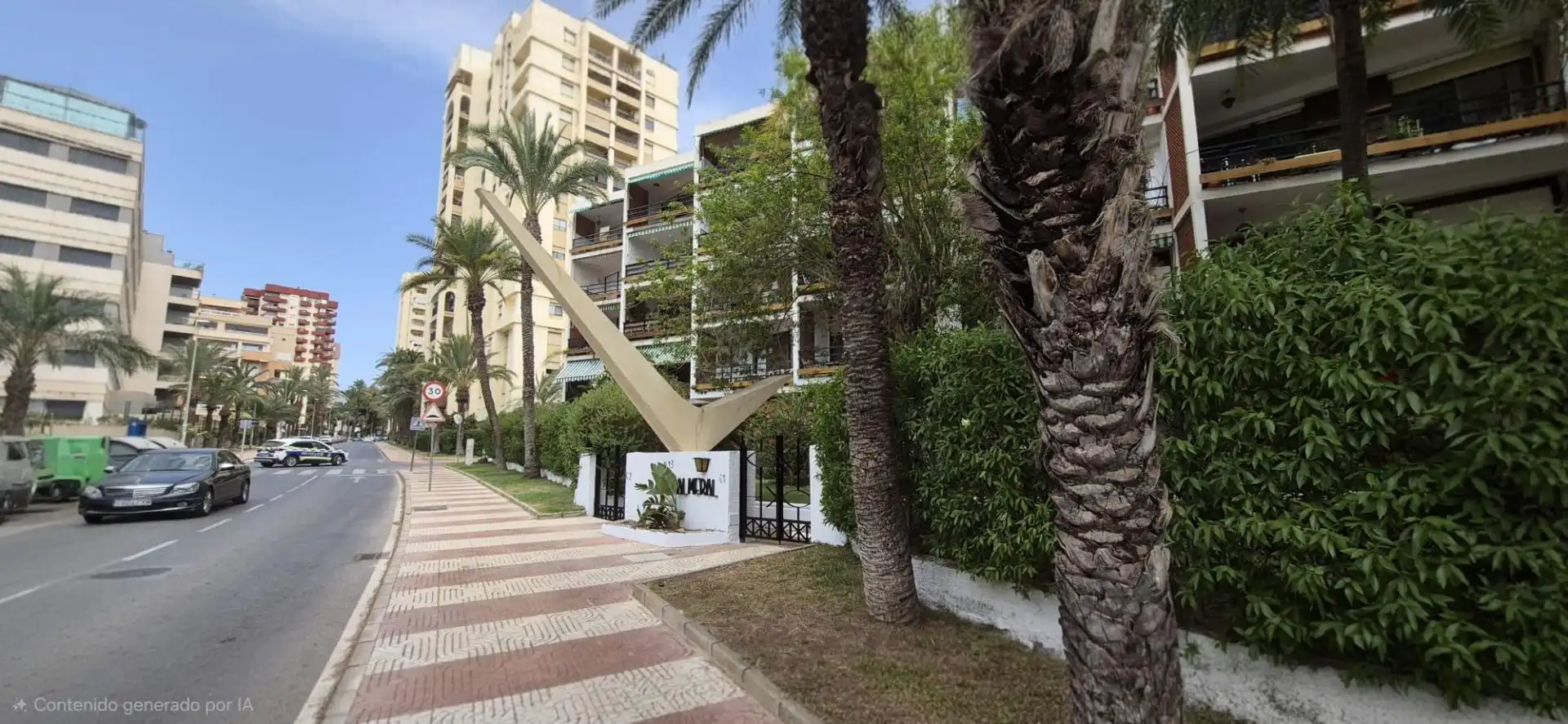 Vista exterior de Piso en venta en Roquetas de Mar con Terraza y Amueblado