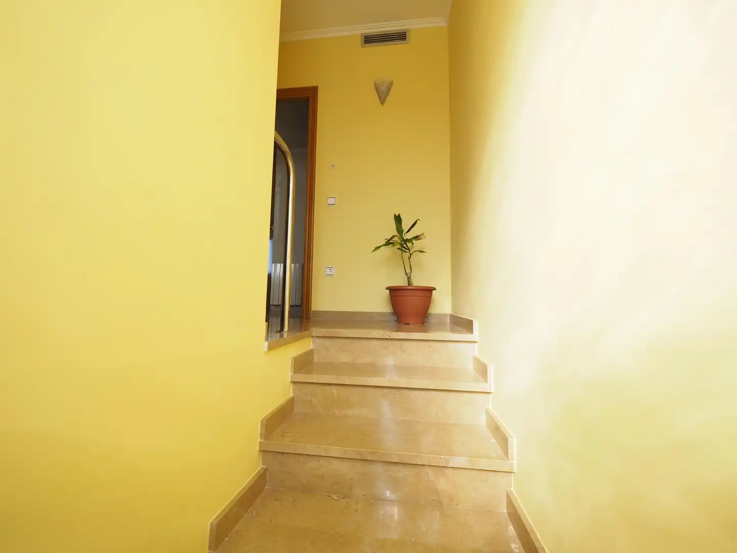 Houses for sale in Vilamalla  with Air Conditioner, Heating and Private garden