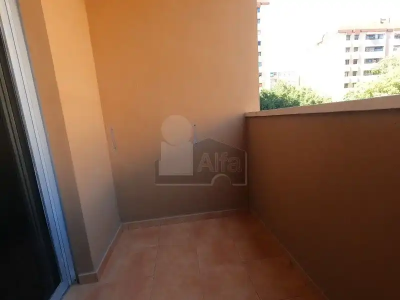 Terrasse von Wohnung zur Miete in Valencia mit Klimaanlage, Möbliert und Ofen