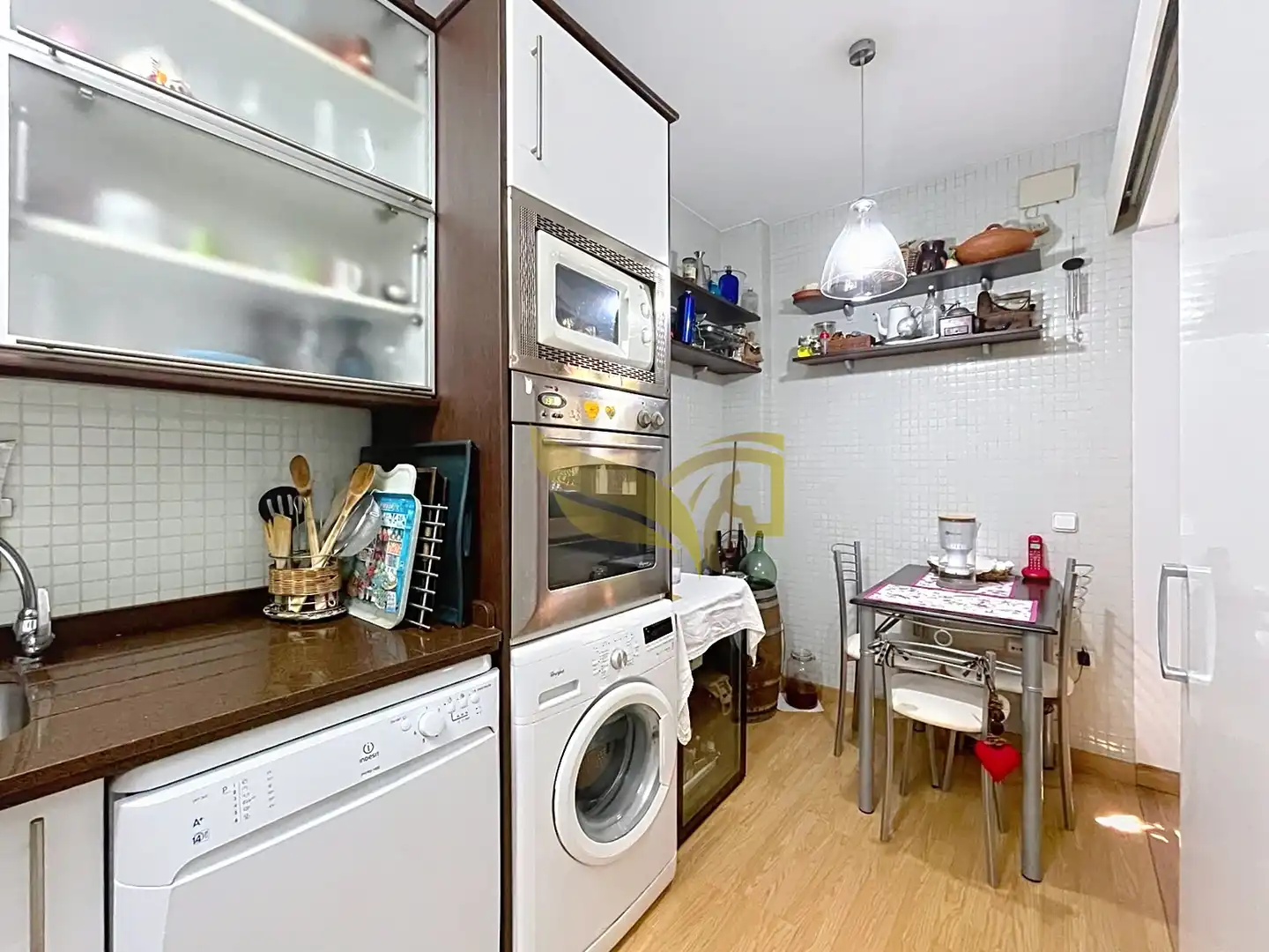 Kitchen of Flat for sale in Sevilla  with Air Conditioner, Heating and Storage room