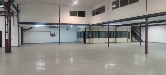 Nave industrial en Alquiler en Parque Atlántico- San Matías